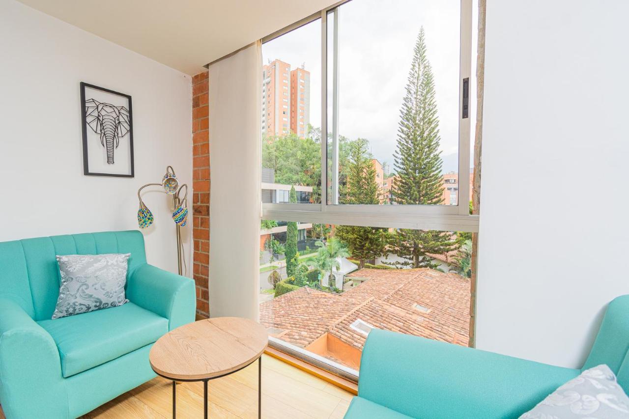 Loft Moderno En El Poblado Con Vista Y Parqueadero Mio Lofts Apartment Medellin Exterior photo