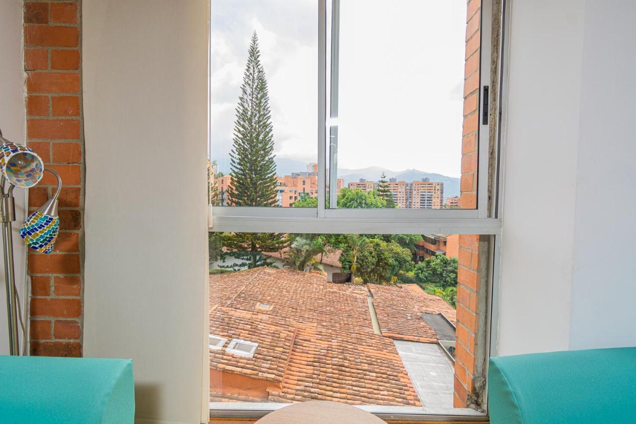 Loft Moderno En El Poblado Con Vista Y Parqueadero Mio Lofts Apartment Medellin Exterior photo
