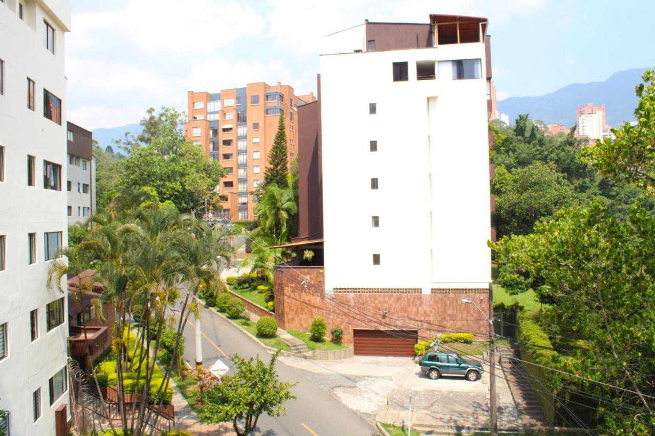 Loft Moderno En El Poblado Con Vista Y Parqueadero Mio Lofts Apartment Medellin Exterior photo
