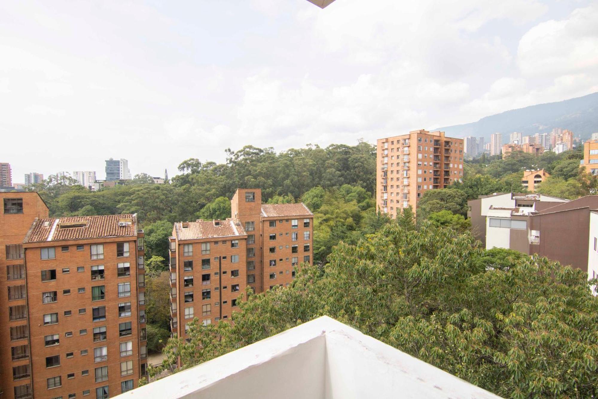 Loft Moderno En El Poblado Con Vista Y Parqueadero Mio Lofts Apartment Medellin Exterior photo